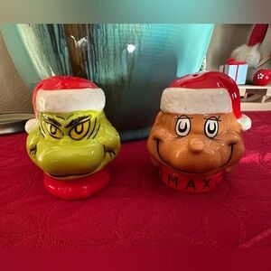 How the Grinch Stole Christmas Grinch Max Ceramic Salt & Pepper Shakers Set